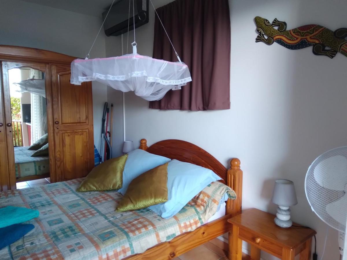 Studio Aux Avirons Pour 2 Personnes, Avec Piscine Les Avirons Luaran gambar